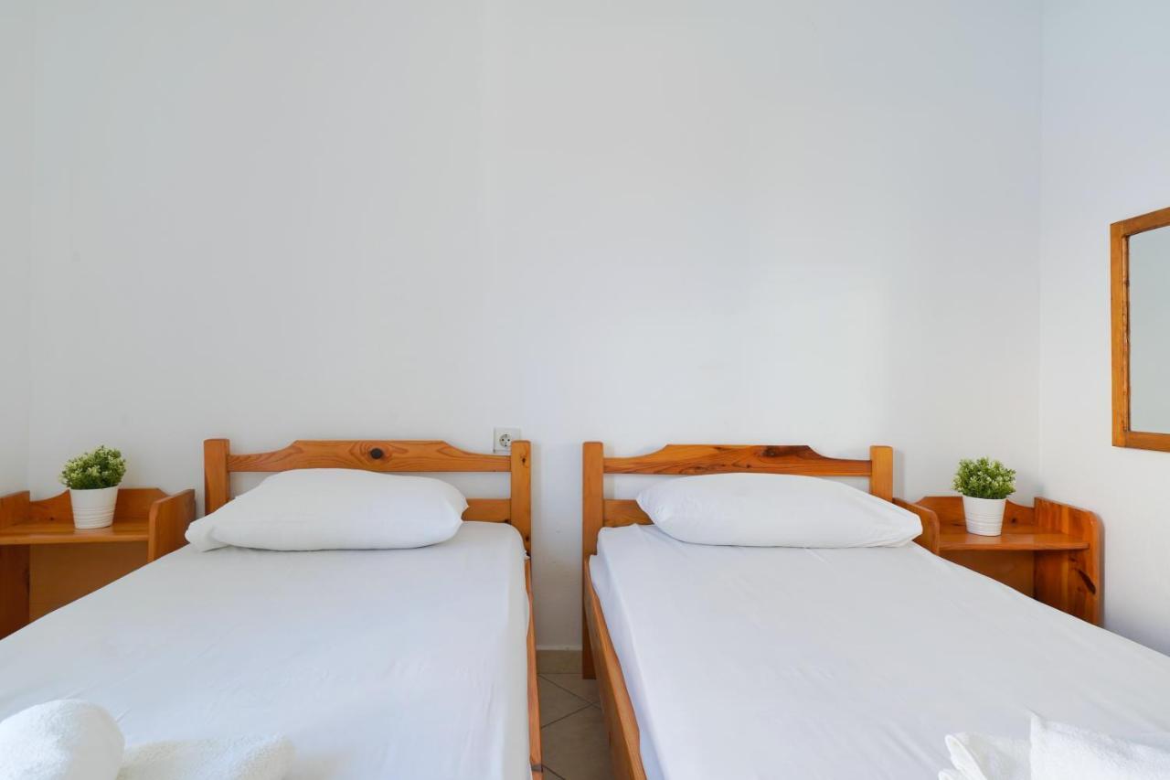 Villa Margarita يميناريا المظهر الخارجي الصورة