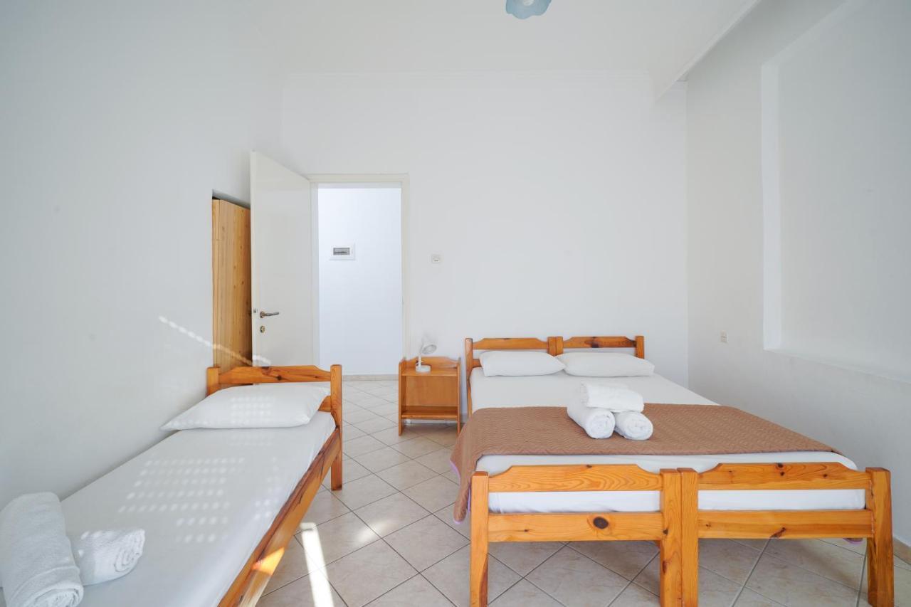 Villa Margarita يميناريا المظهر الخارجي الصورة