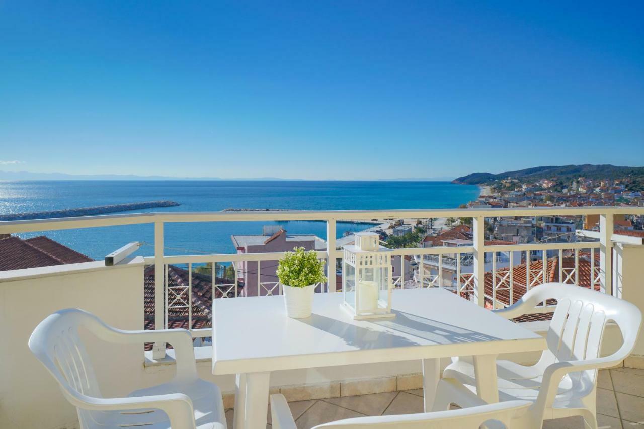Villa Margarita يميناريا المظهر الخارجي الصورة